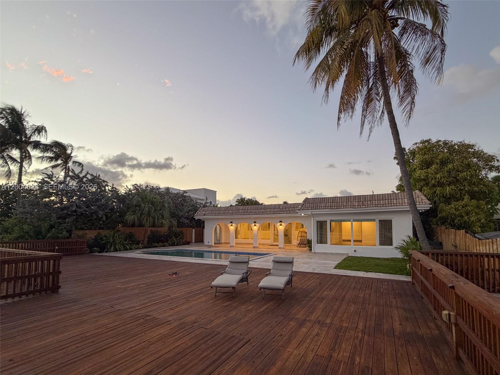 BISCAYNE POINT - Residential