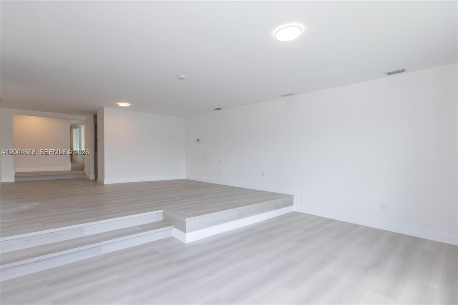 BISCAYNE POINT - Residential