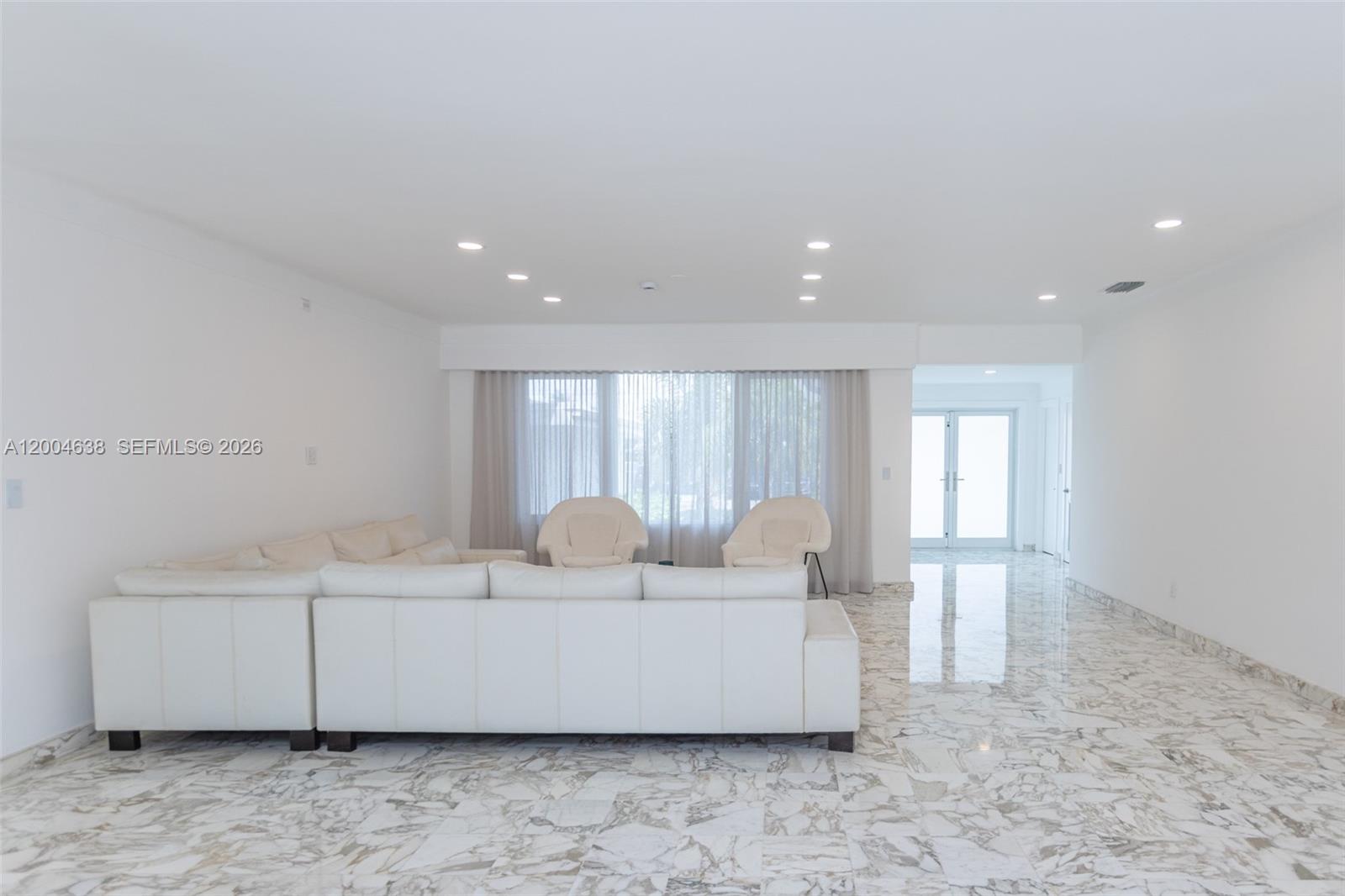 BISCAYNE POINT - Residential