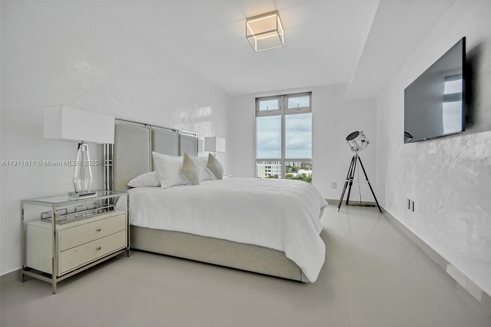 MARINA PALMS RESIDENCES N - Residential