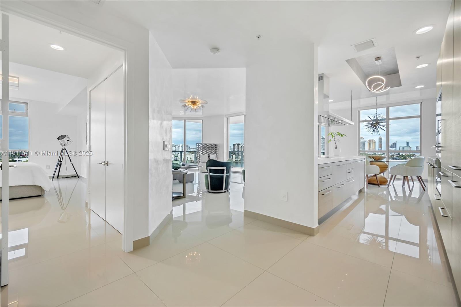 MARINA PALMS RESIDENCES N - Residential