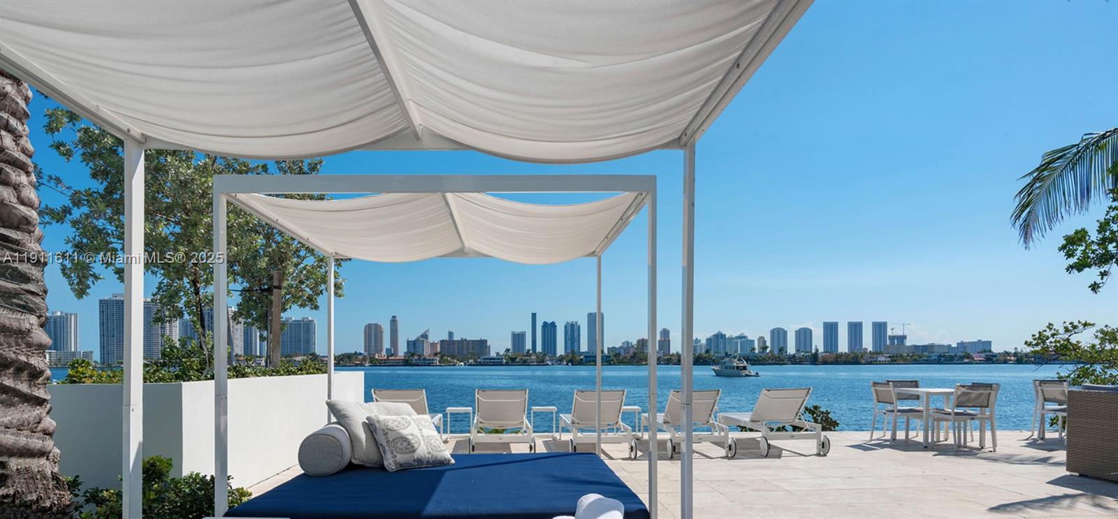MARINA PALMS RESIDENCES N - Residential