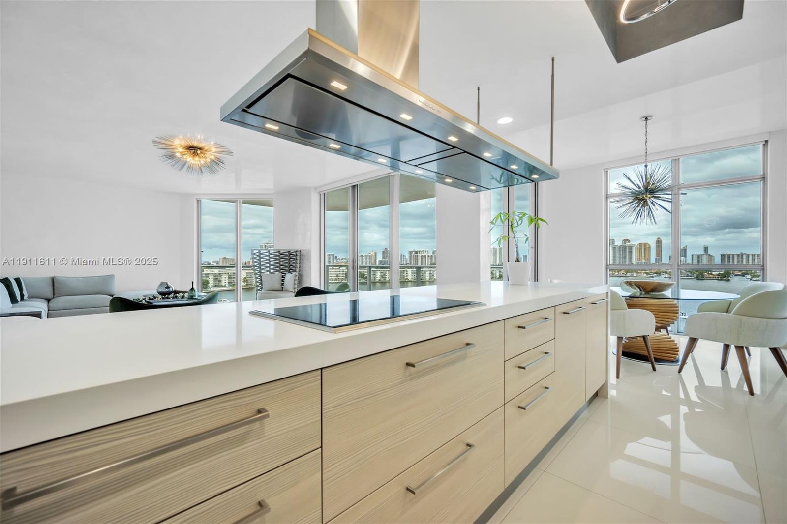 MARINA PALMS RESIDENCES N - Residential