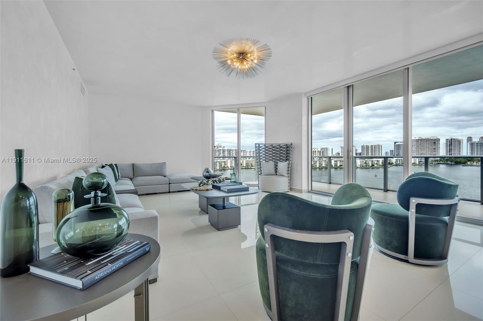 MARINA PALMS RESIDENCES N - Residential