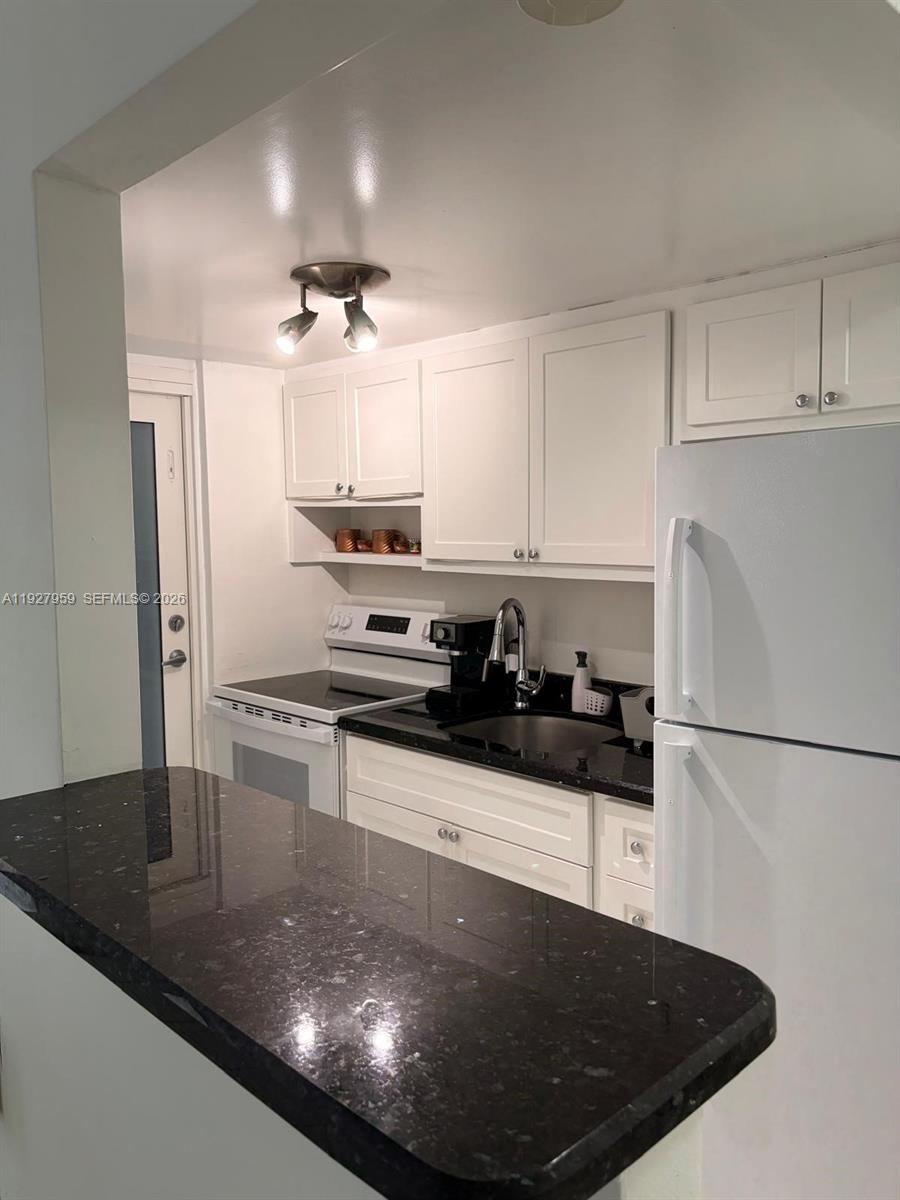 COLLINS VIEW CONDO - Residential