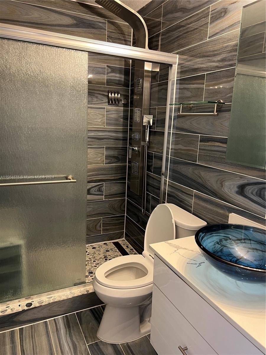 WEITZER SERENA LAKES TOWN - Residential Lease