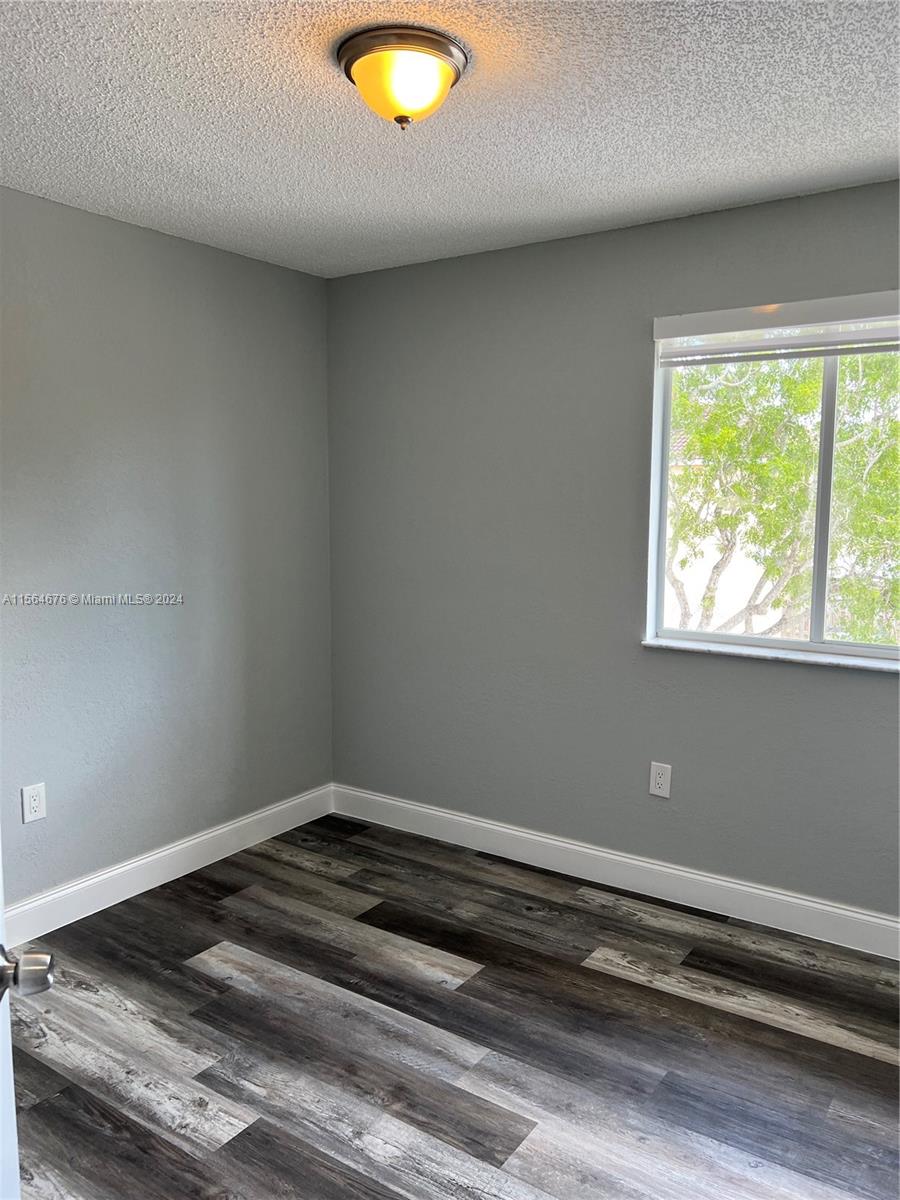 WEITZER SERENA LAKES TOWN - Residential Lease