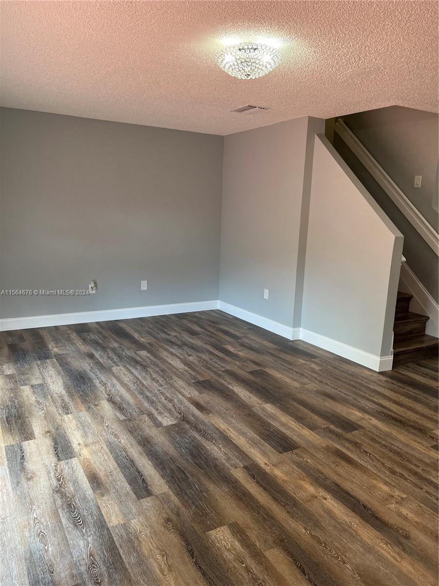 WEITZER SERENA LAKES TOWN - Residential Lease