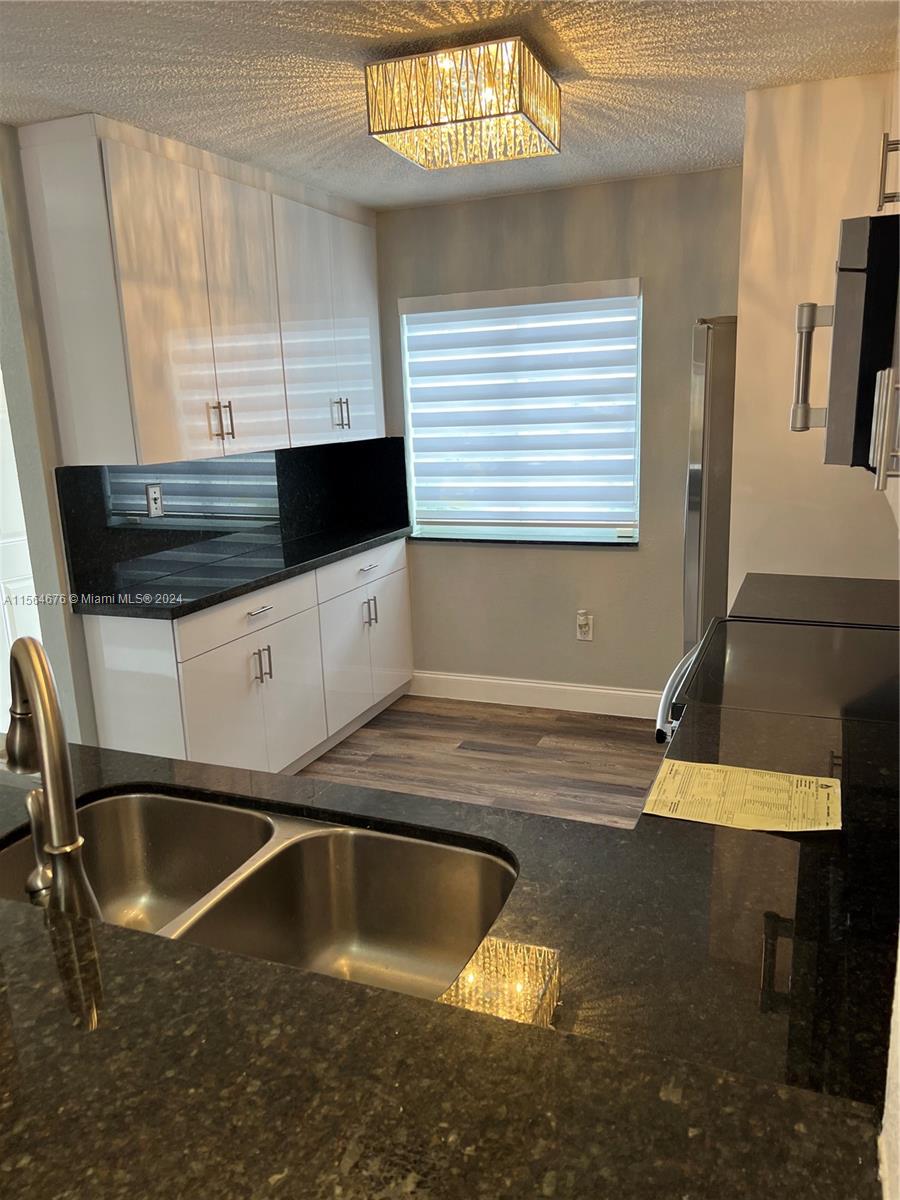 WEITZER SERENA LAKES TOWN - Residential Lease