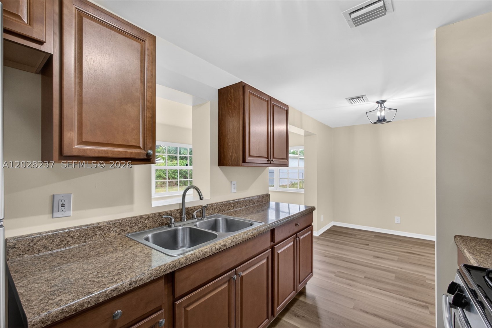 FEDERAL GARDENS 4 - Residential