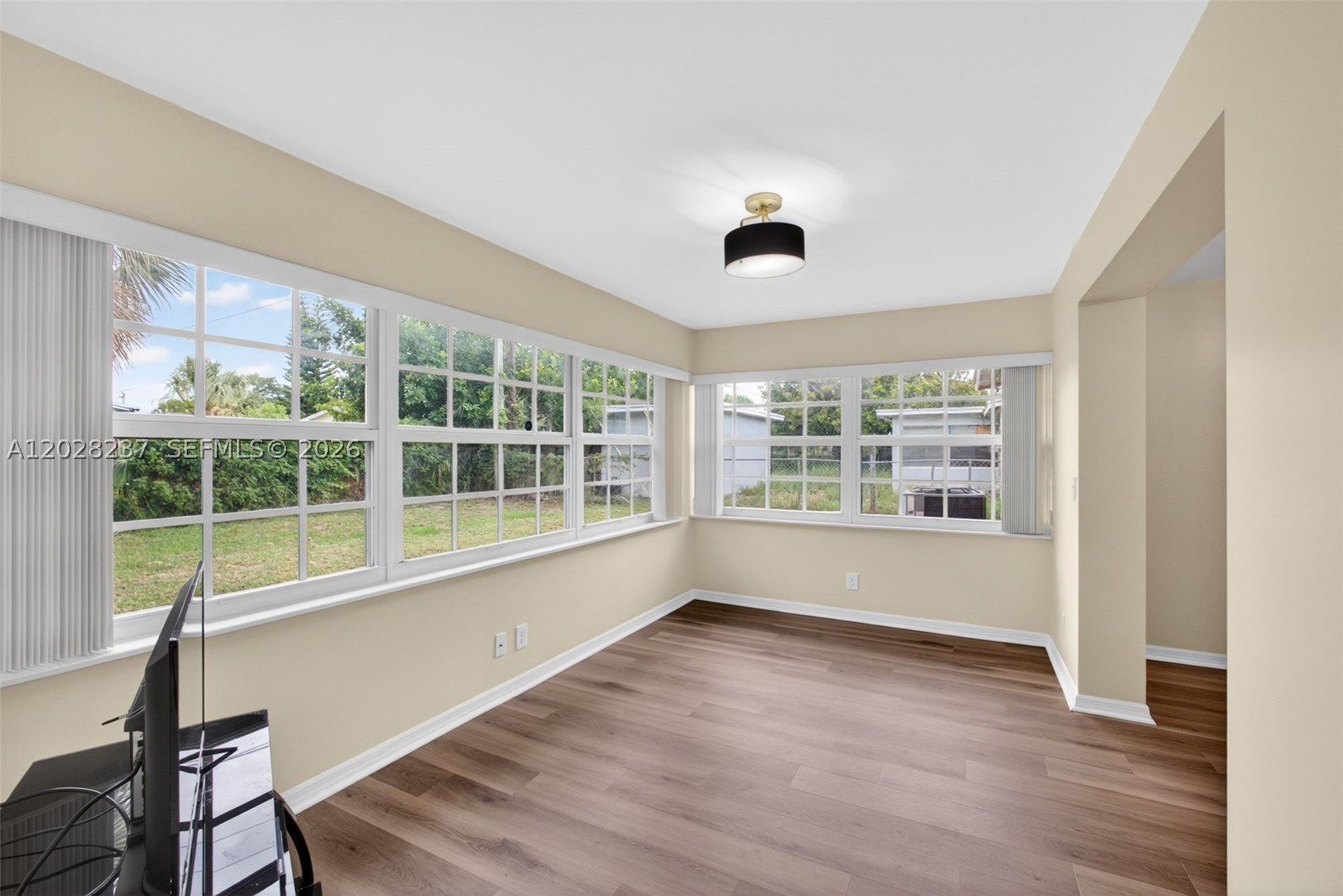 FEDERAL GARDENS 4 - Residential