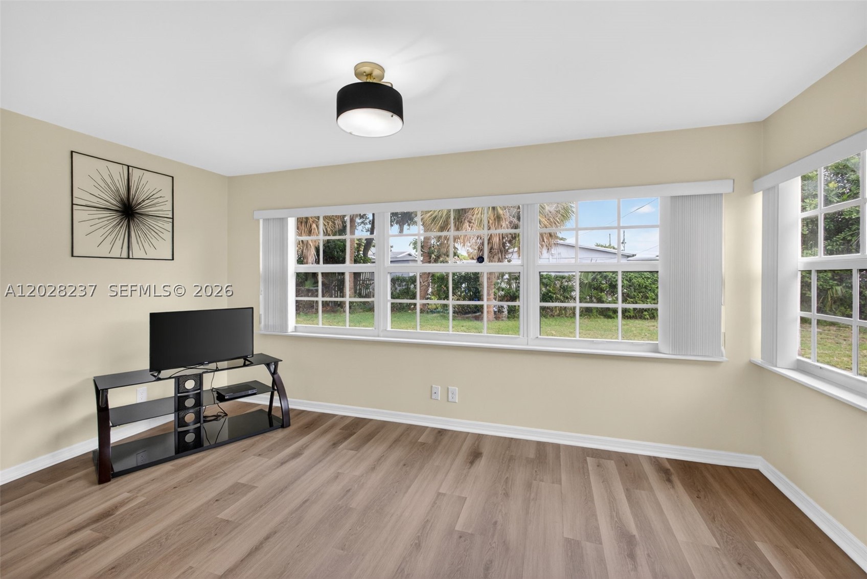 FEDERAL GARDENS 4 - Residential