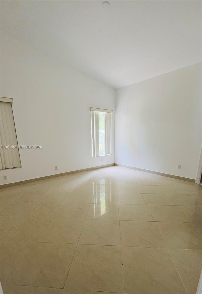 CENTEX-REPLAT OF A PORTIO - Residential Lease