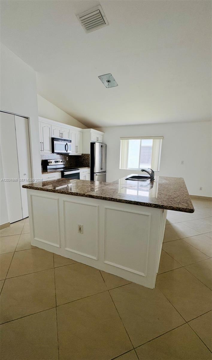CENTEX-REPLAT OF A PORTIO - Residential Lease