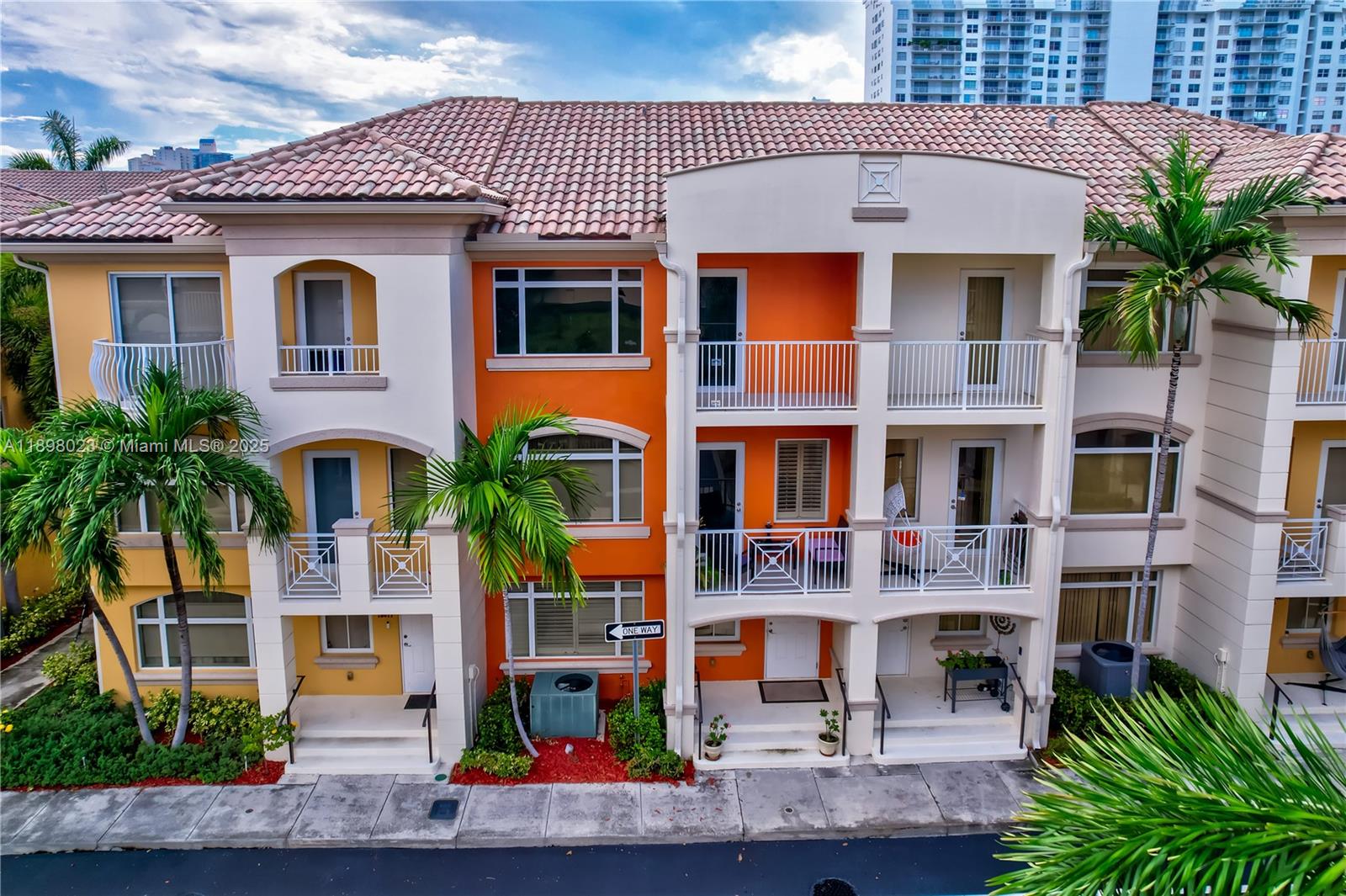 MERCO AT AVENTURA - Residential