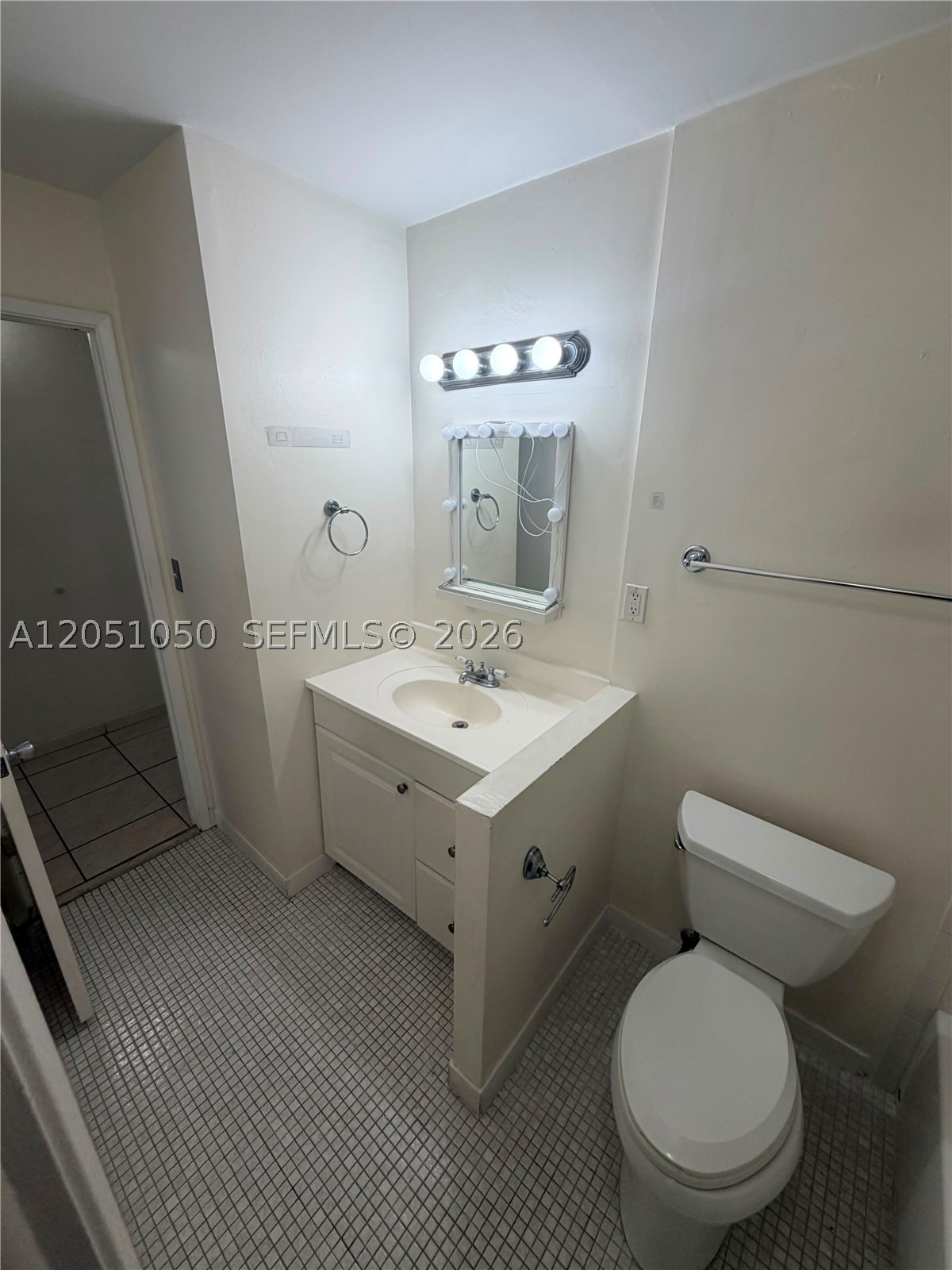PINE GROVE CONDO - Residential Lease
