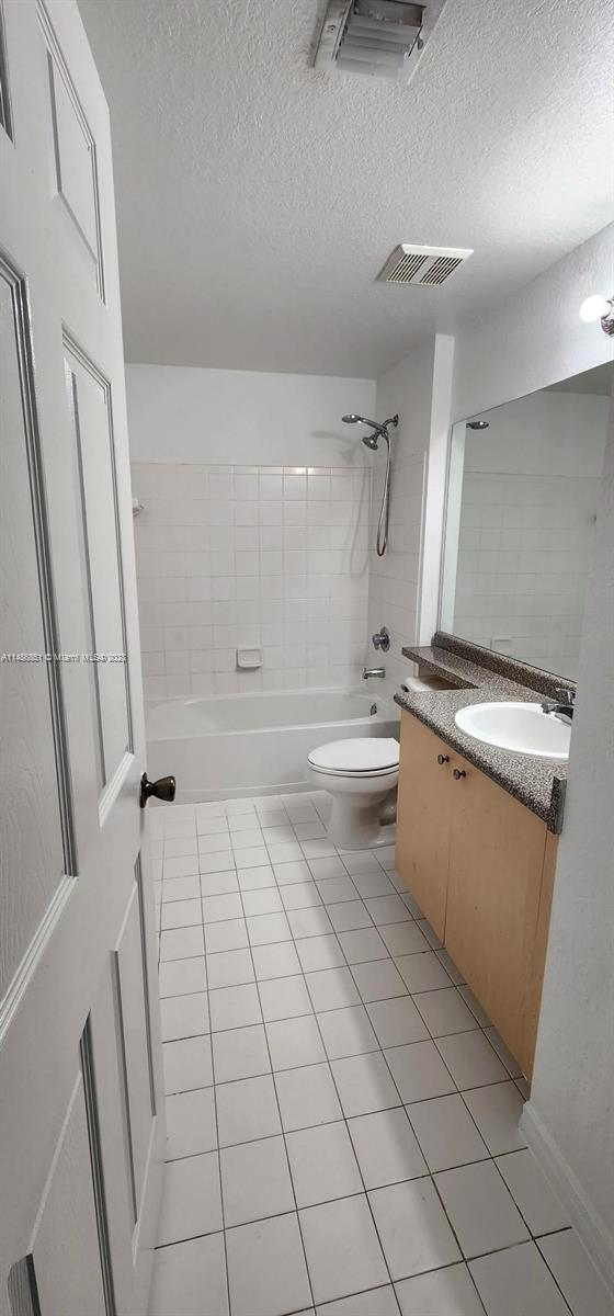 KENSINGTON OF ROYAL PALM - Residential Lease