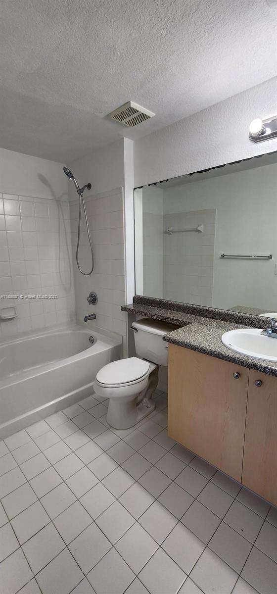 KENSINGTON OF ROYAL PALM - Residential Lease