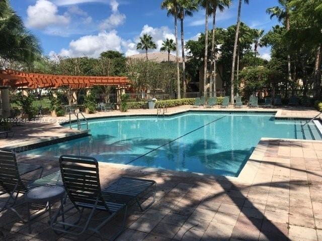GRAND ISLES CONDO - Residential