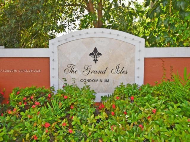 GRAND ISLES CONDO - Residential