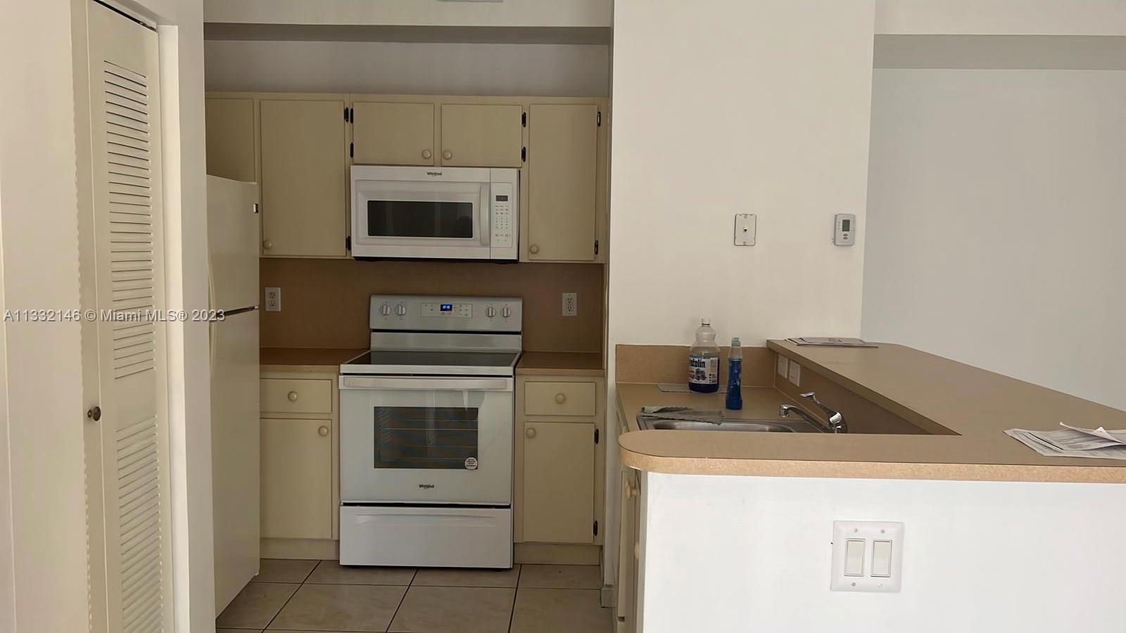 PALM GARDENS AT DORAL CON - Residential Lease