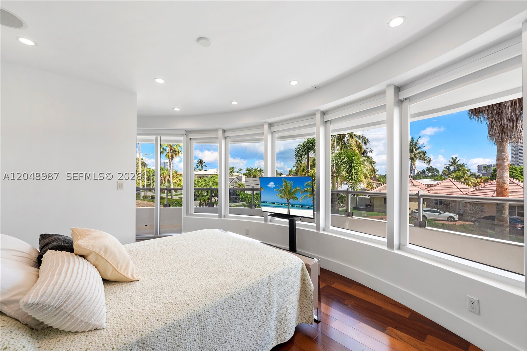 EASTERN SHORES 1ST ADDN - Residential Lease