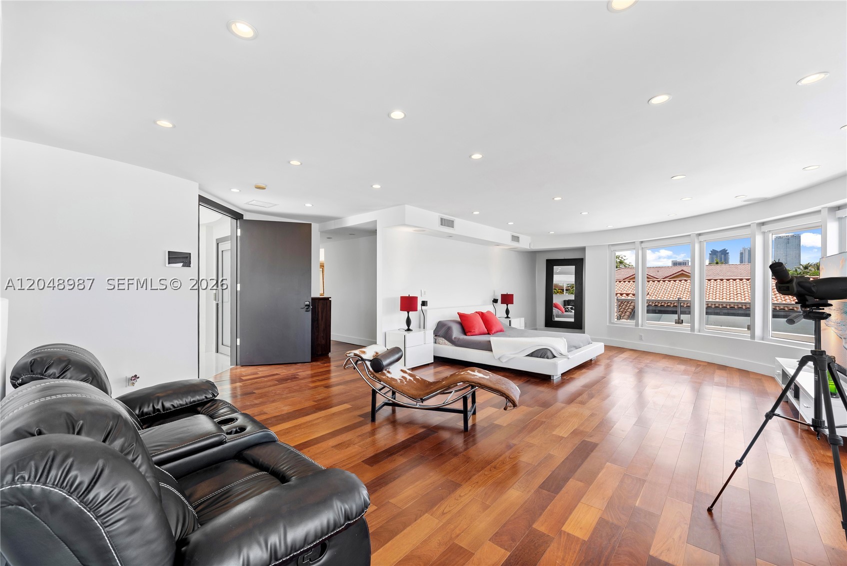 EASTERN SHORES 1ST ADDN - Residential Lease