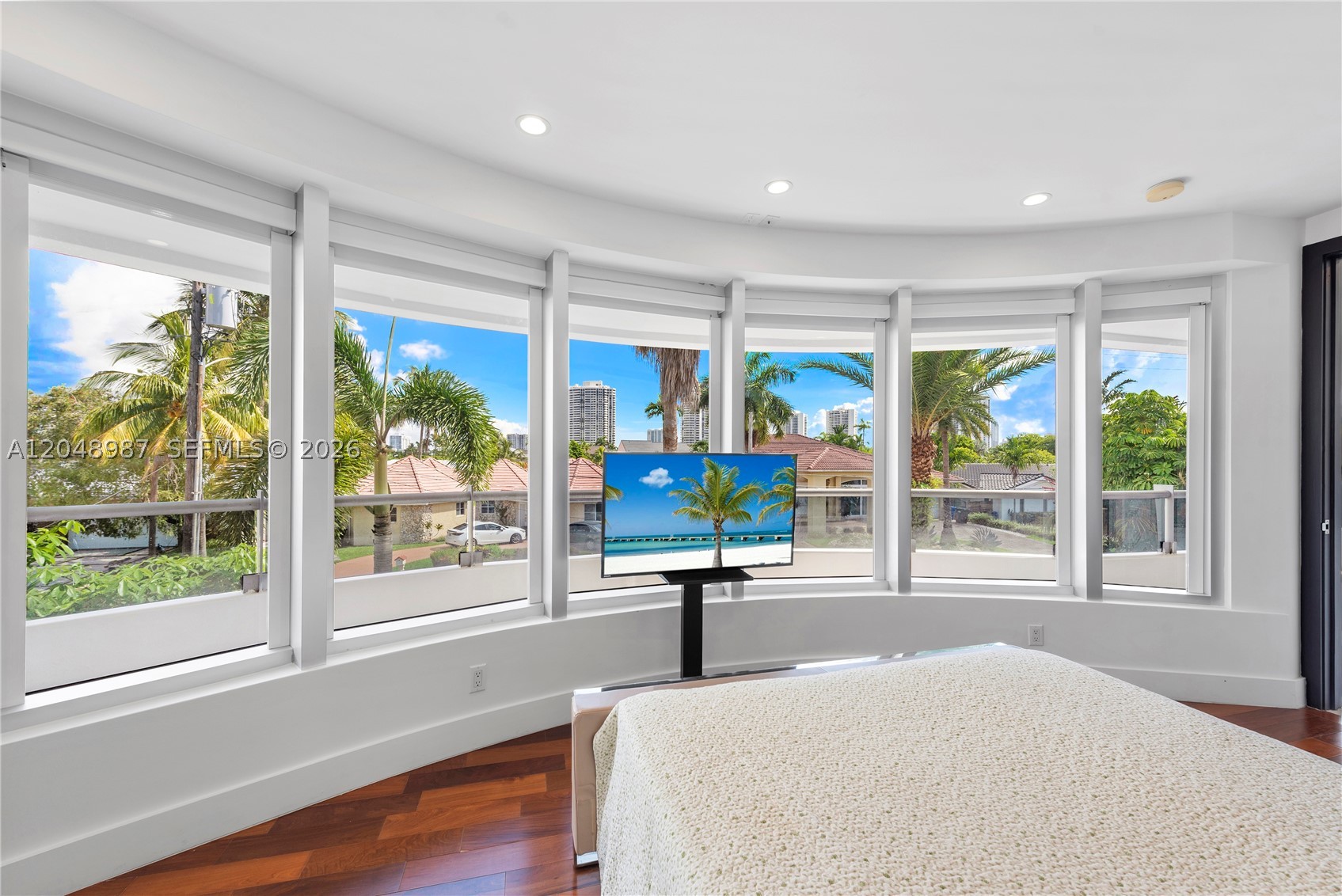 EASTERN SHORES 1ST ADDN - Residential Lease