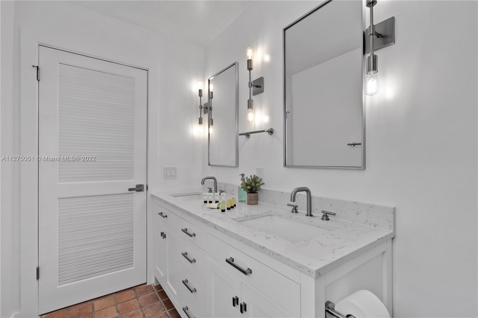 GROVE PARK - Residential Lease
