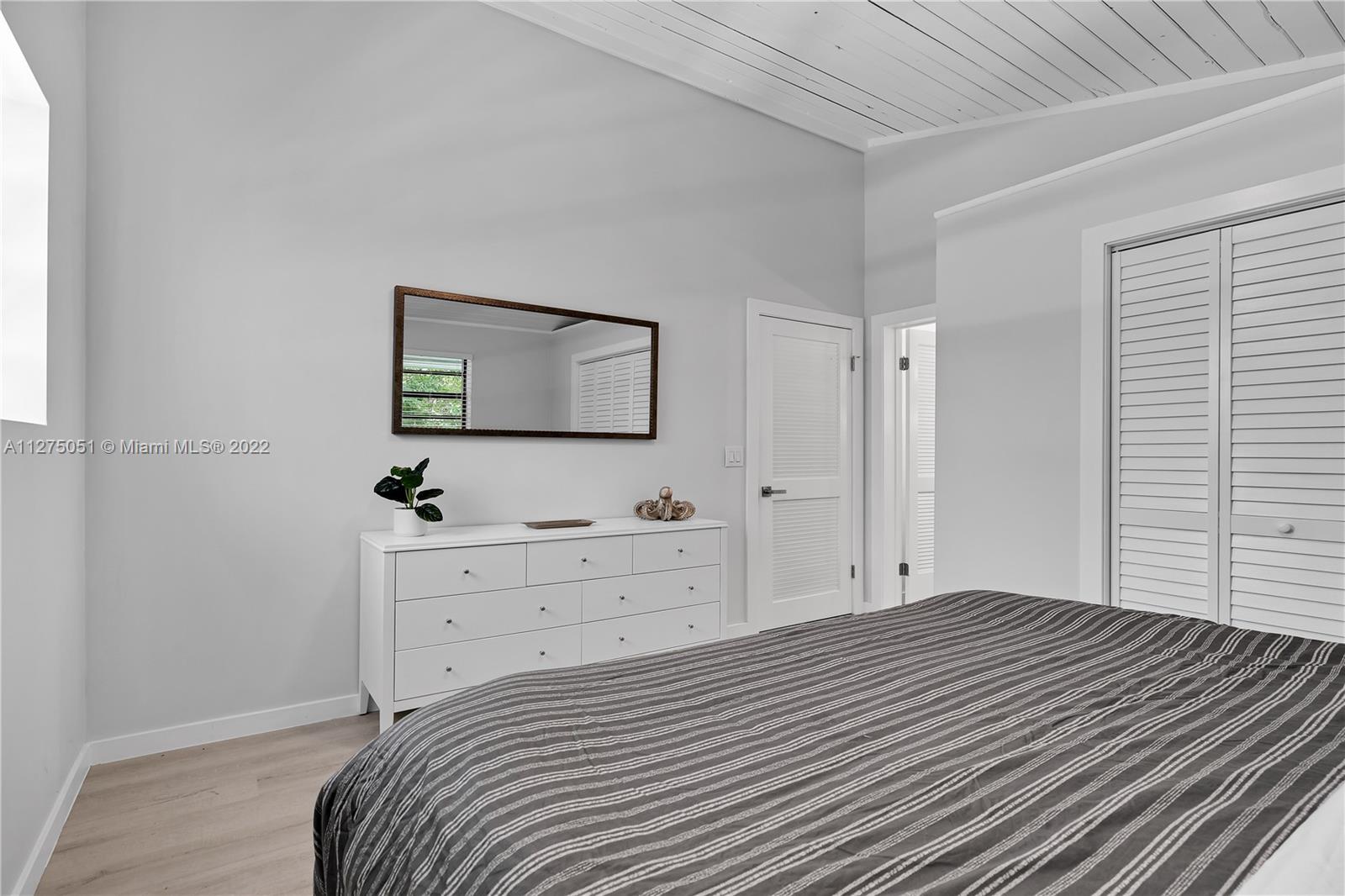 GROVE PARK - Residential Lease