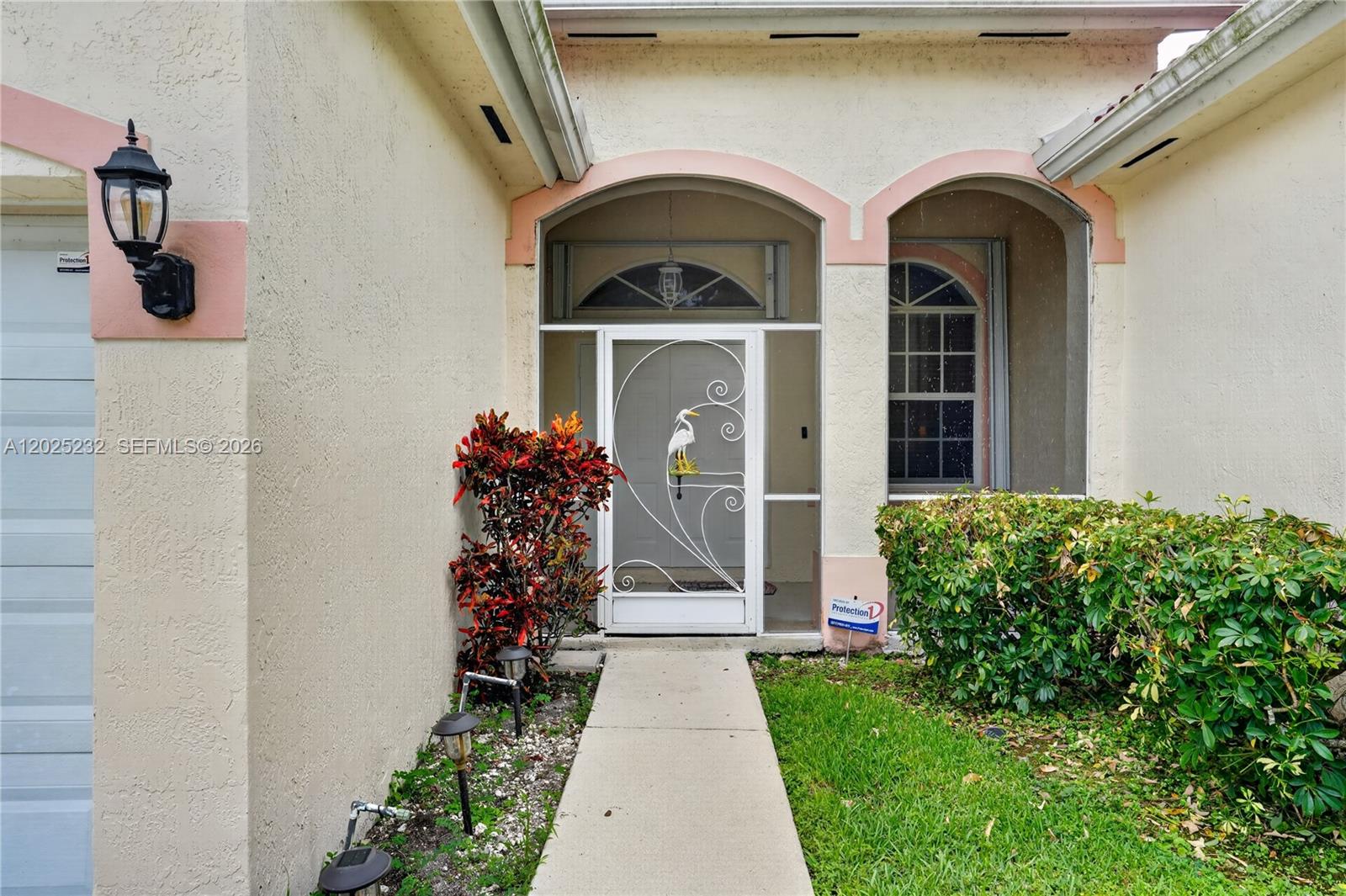 DUNWOODIE AT KEYS GATE - Residential Lease