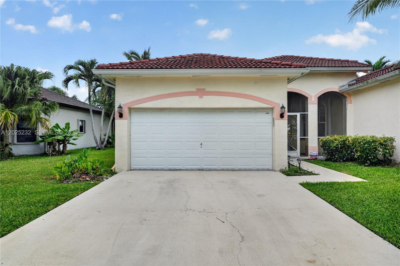 DUNWOODIE AT KEYS GATE - Residential Lease