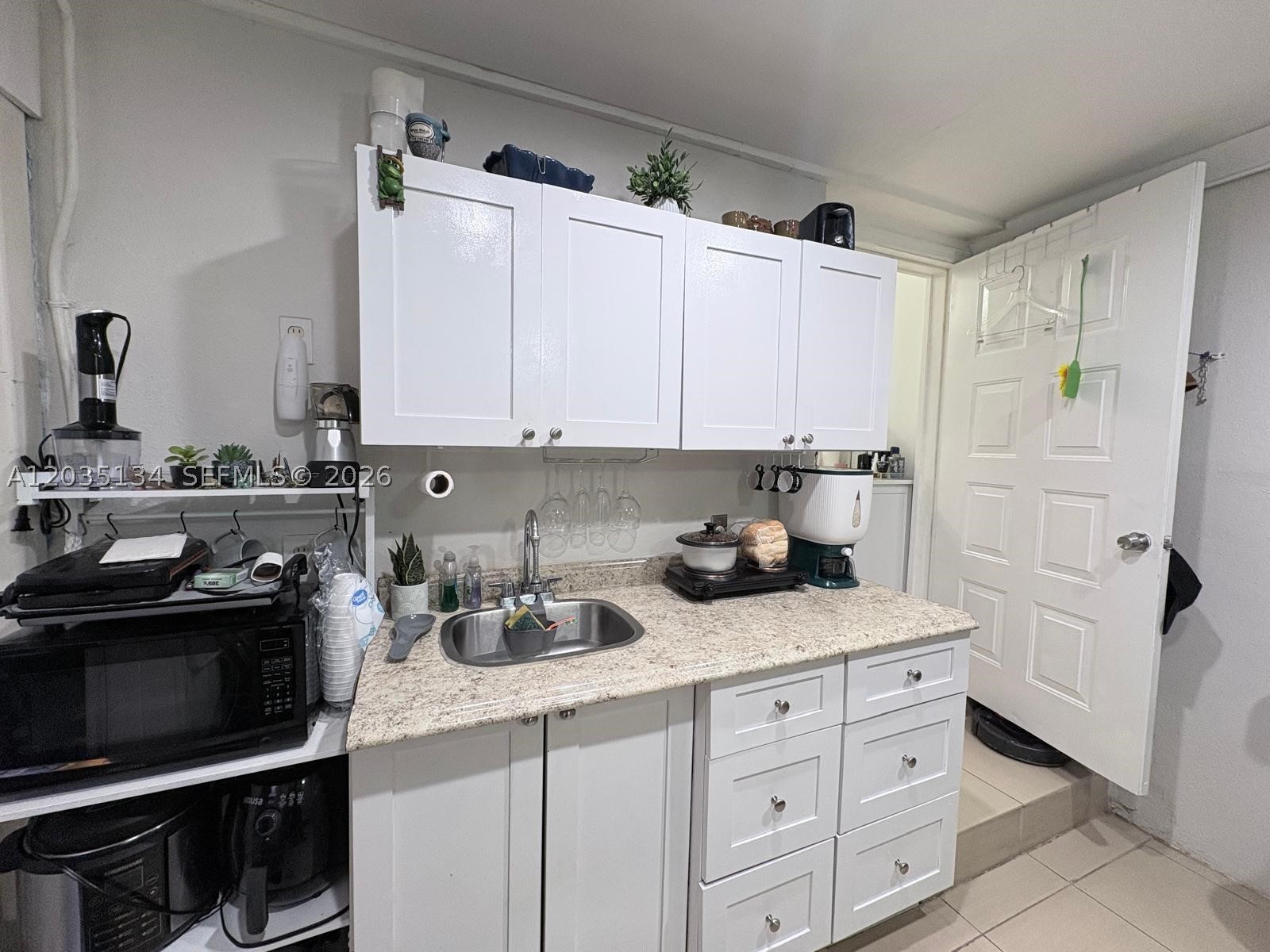 SOUTH CORAL HOMES SEC 2 - Residential