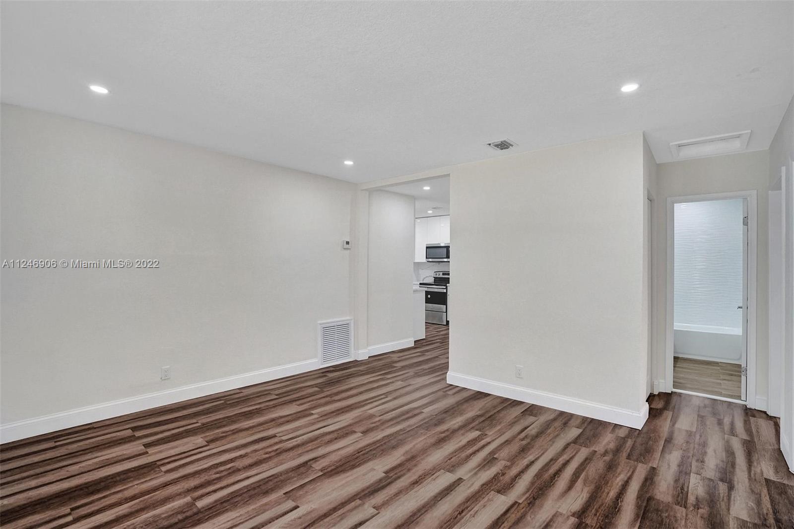 NORTH ANDREWS TERRACE FIR - Residential