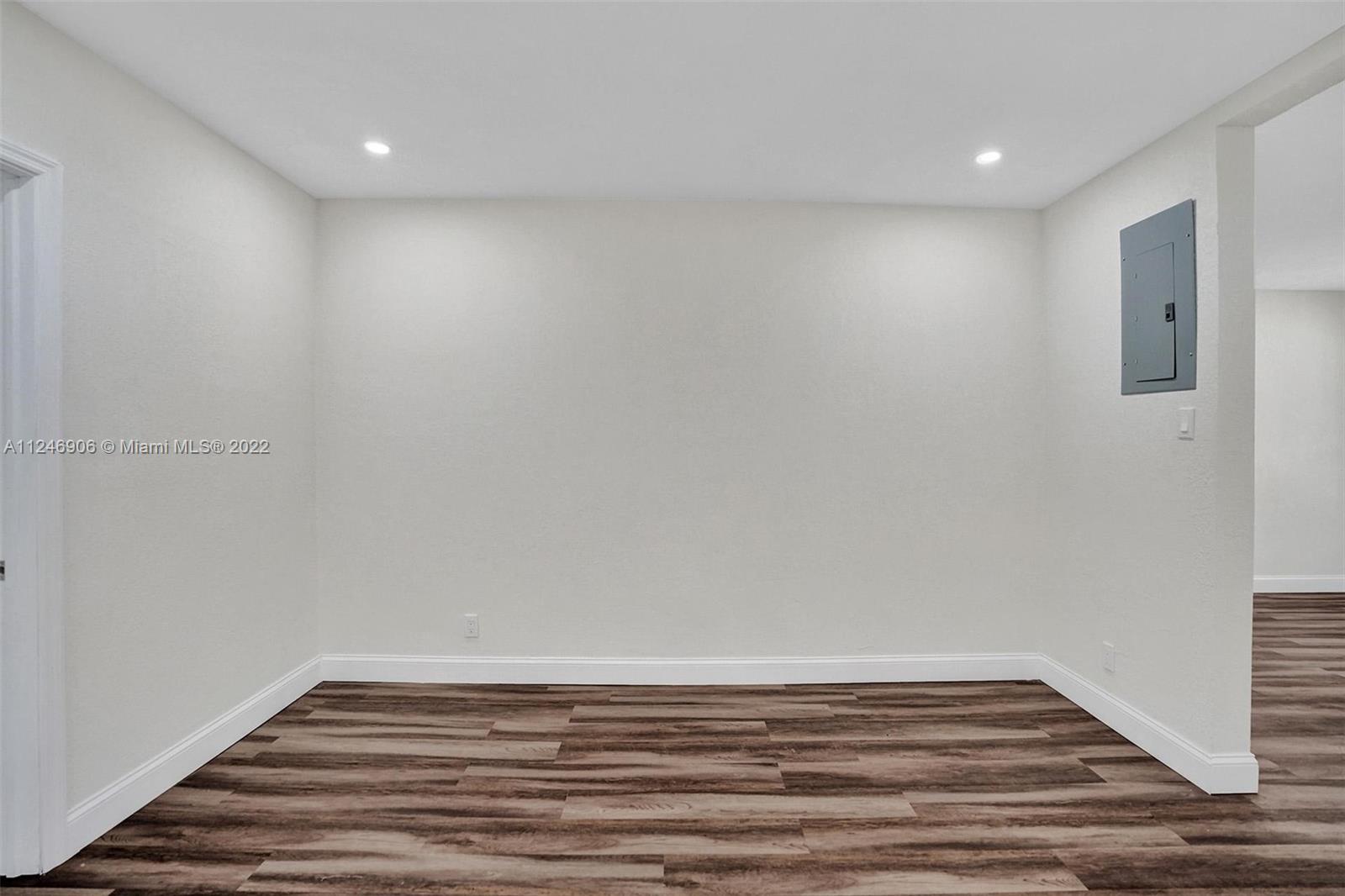 NORTH ANDREWS TERRACE FIR - Residential