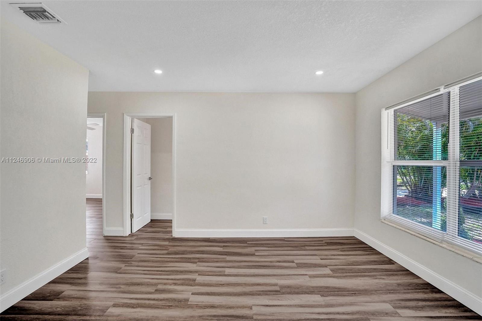 NORTH ANDREWS TERRACE FIR - Residential