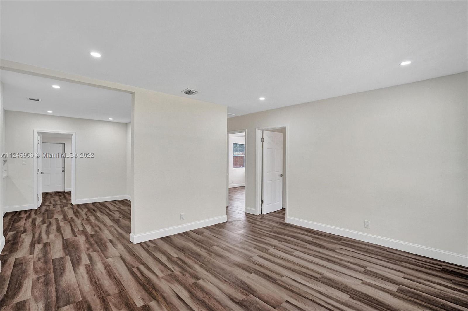 NORTH ANDREWS TERRACE FIR - Residential