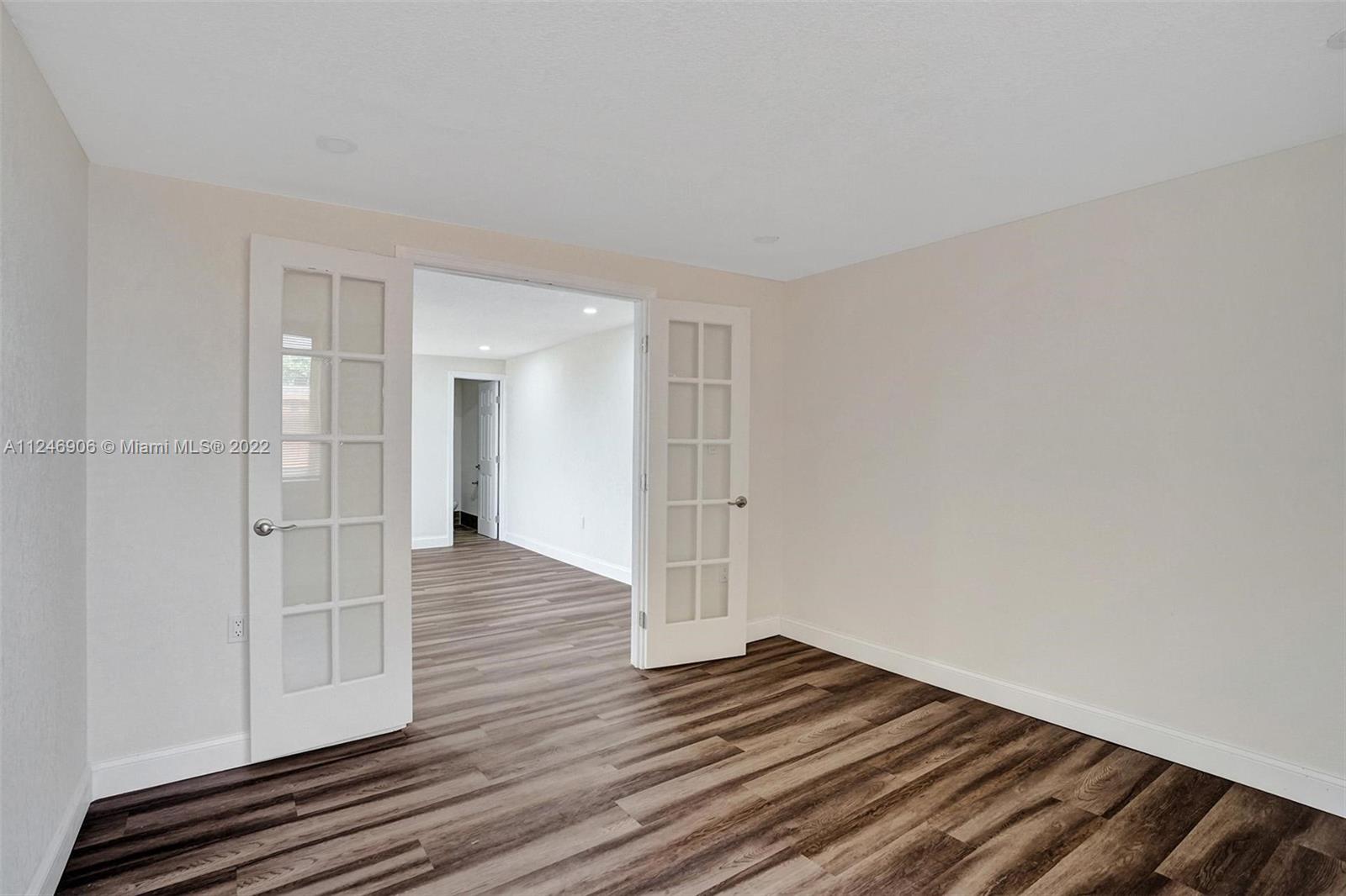 NORTH ANDREWS TERRACE FIR - Residential