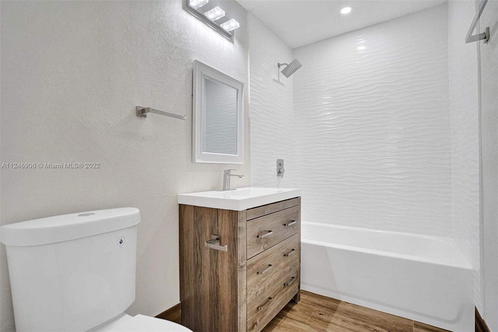 NORTH ANDREWS TERRACE FIR - Residential