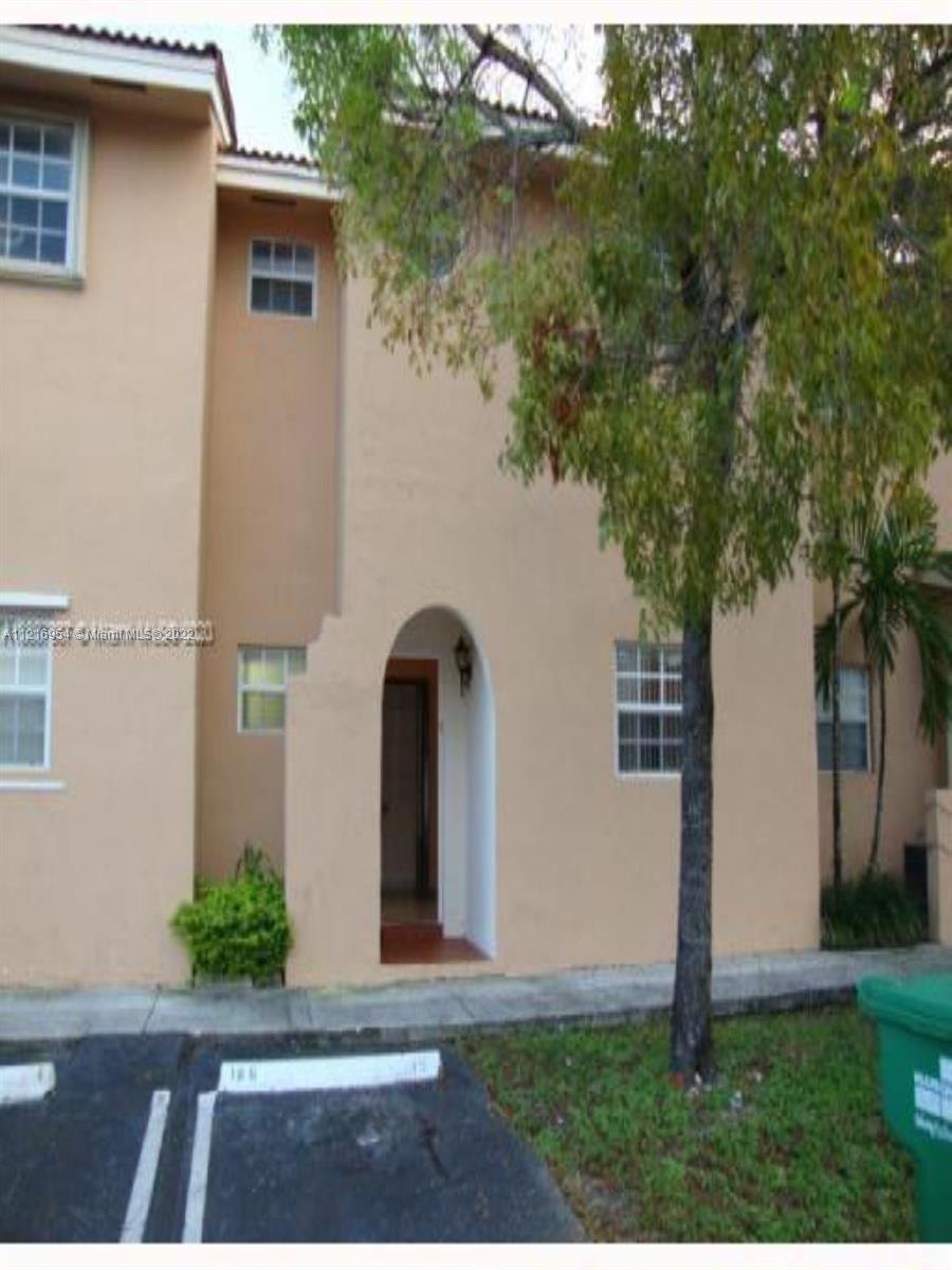 LAMBIANCE TOWNHOMES KENDA - Residential Lease