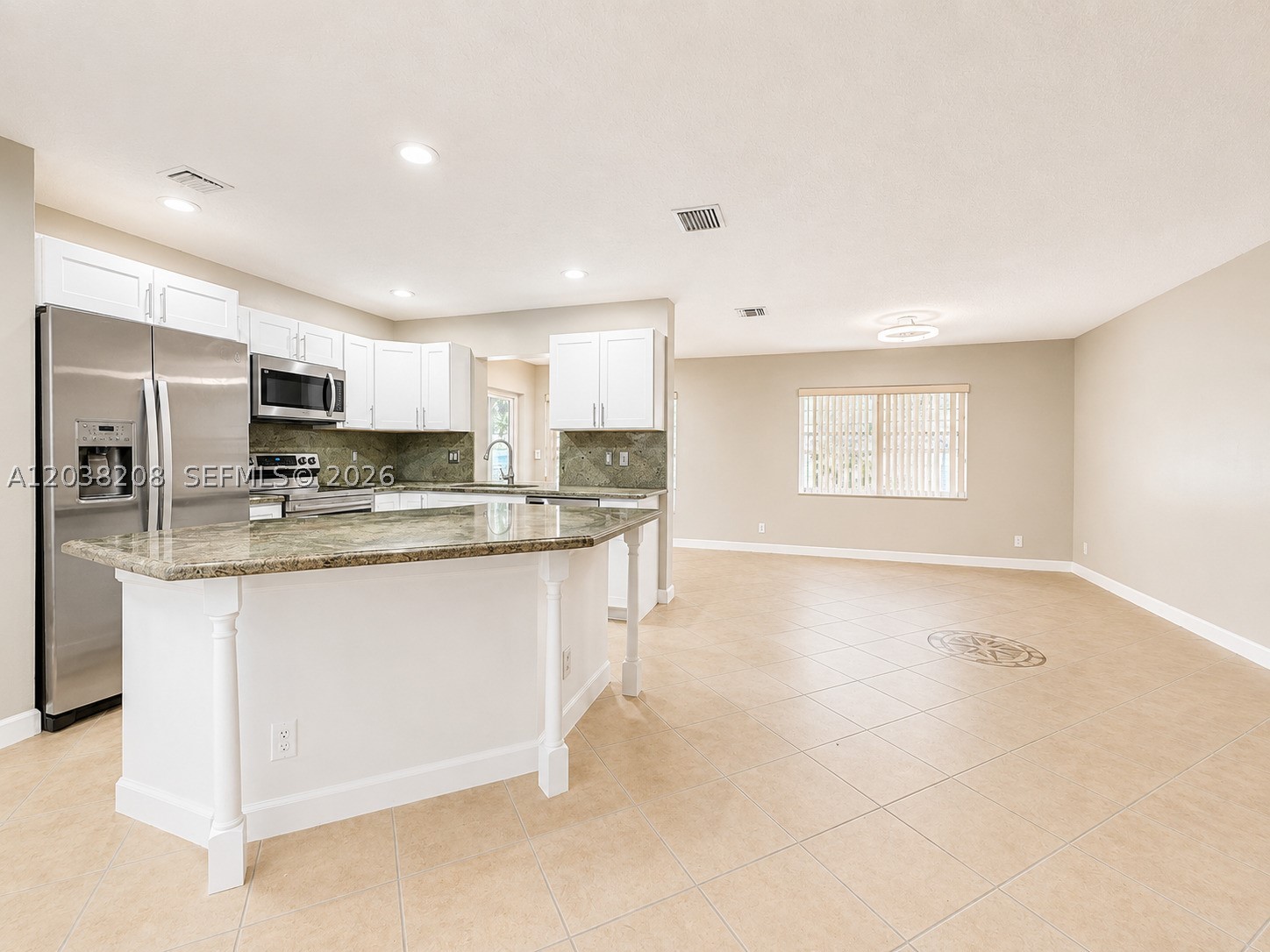 BOCA SPRINGS - Residential Lease