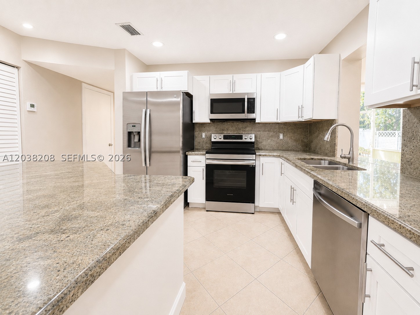 BOCA SPRINGS - Residential Lease