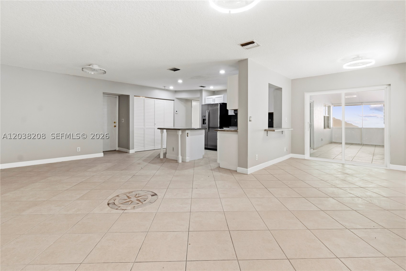 BOCA SPRINGS - Residential Lease