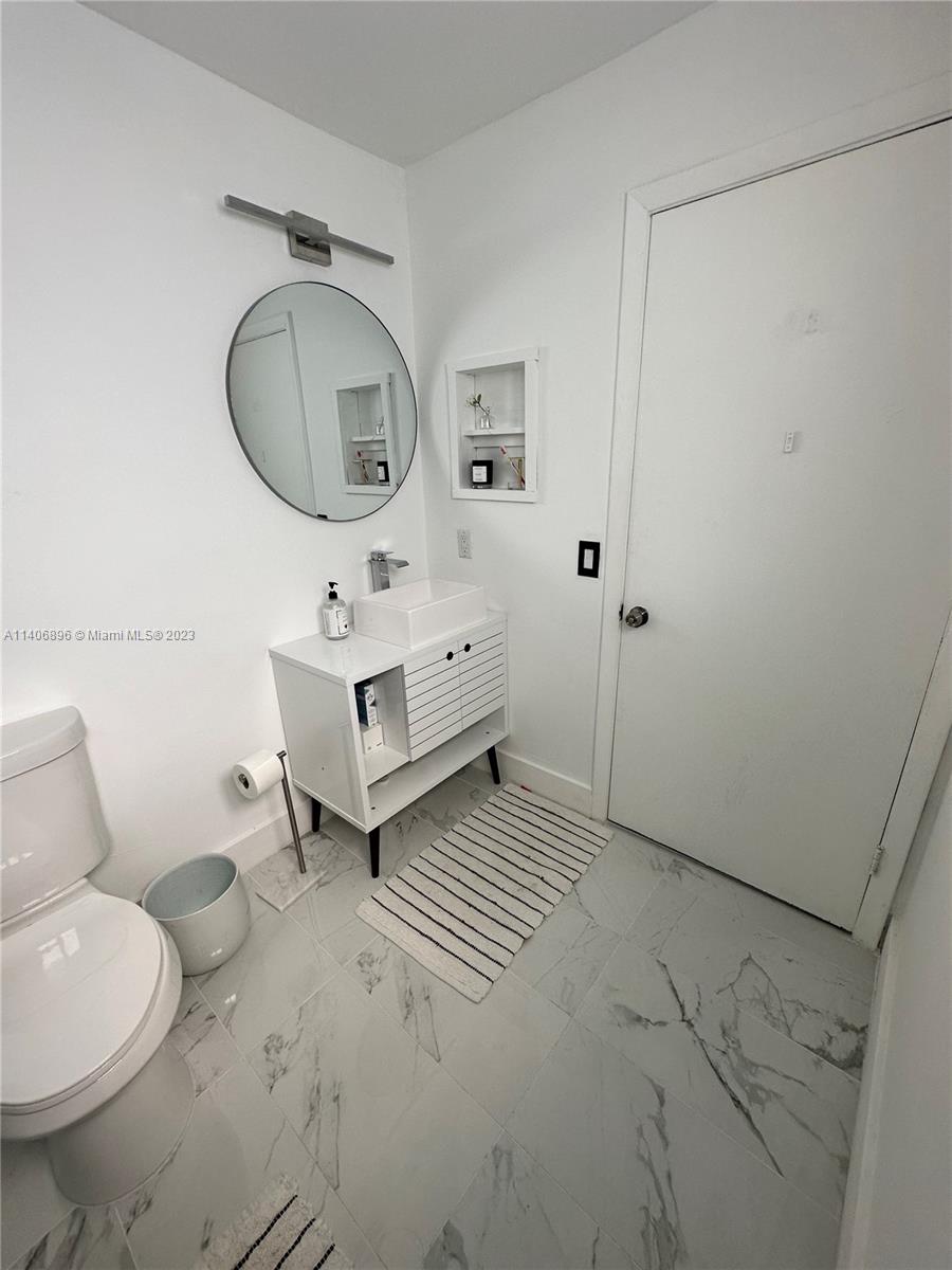DEERWOOD PART IV - Residential Lease