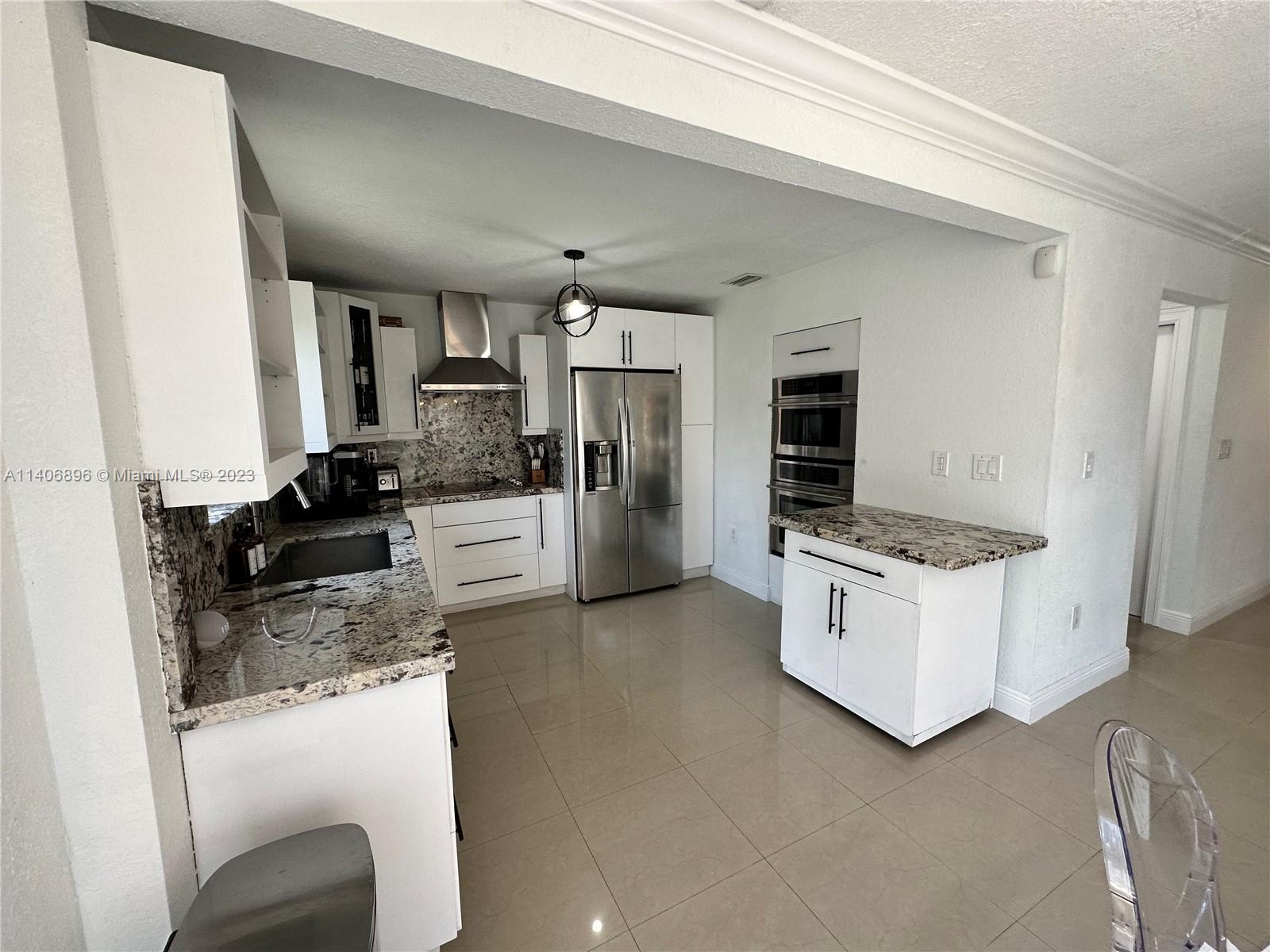 DEERWOOD PART IV - Residential Lease