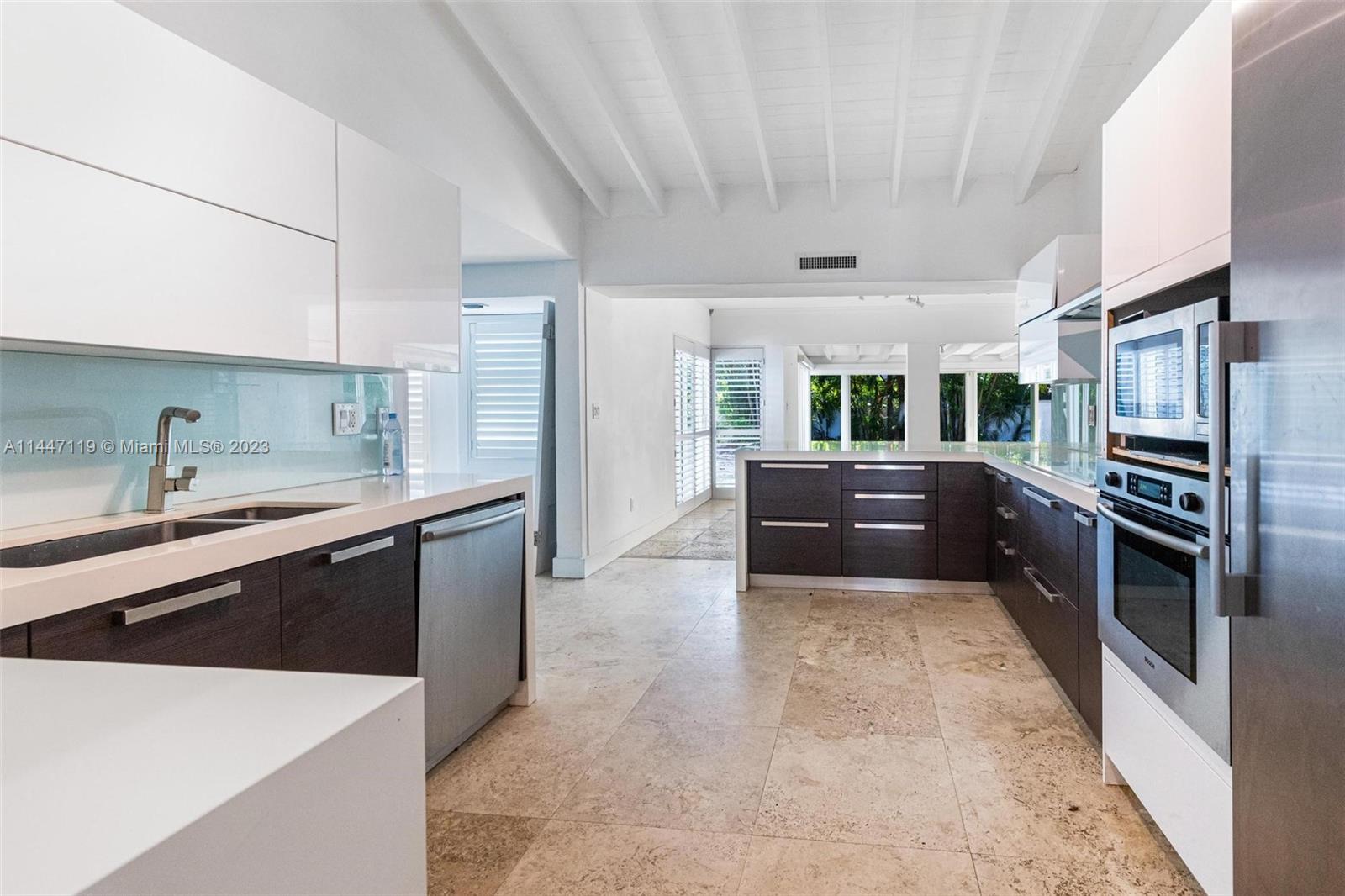 HOLIDAY COLONY - Residential