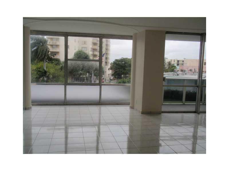KING COLE CONDO - Residential Lease