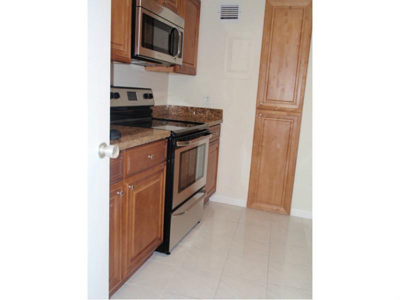 KING COLE CONDO - Residential Lease
