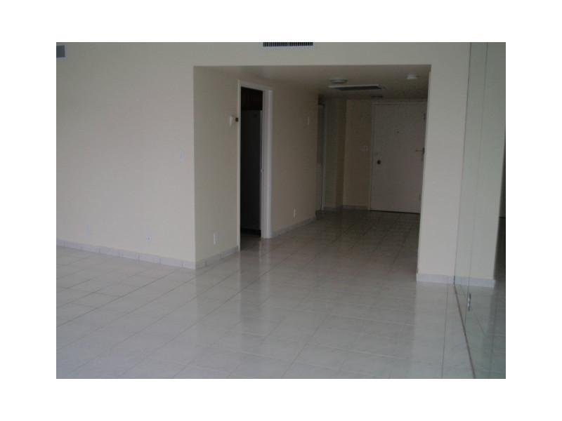 KING COLE CONDO - Residential Lease