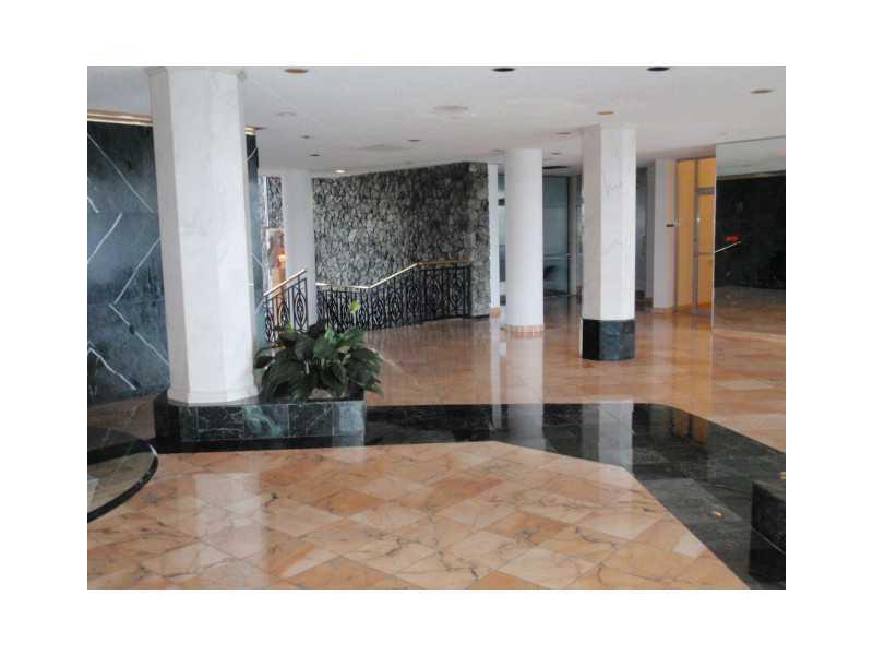 KING COLE CONDO - Residential Lease